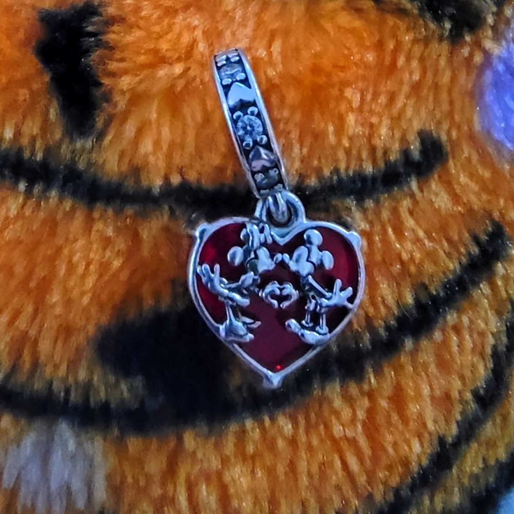Pandora Mickey and Minnie charm